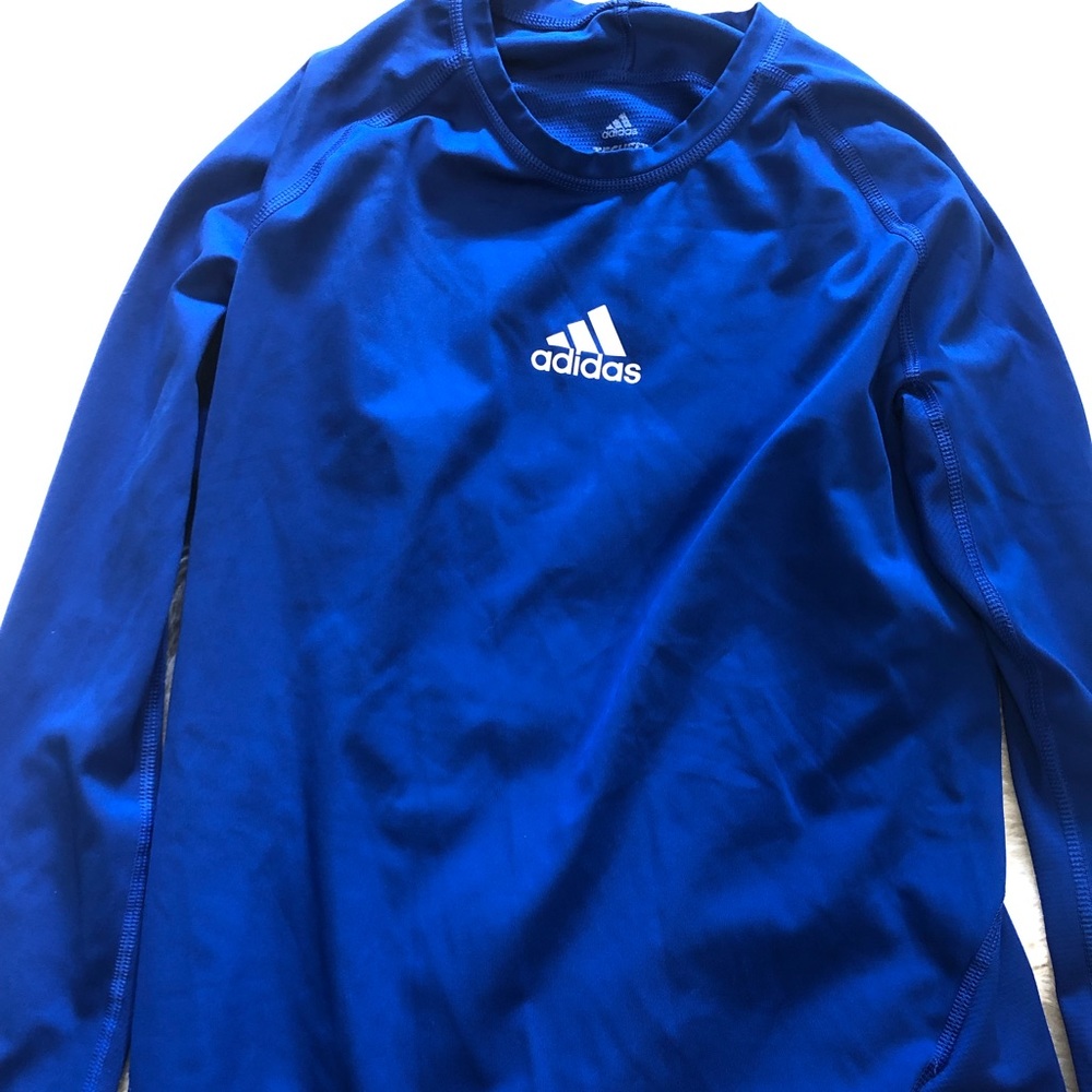 Adidas med dry fit long sleeved tee